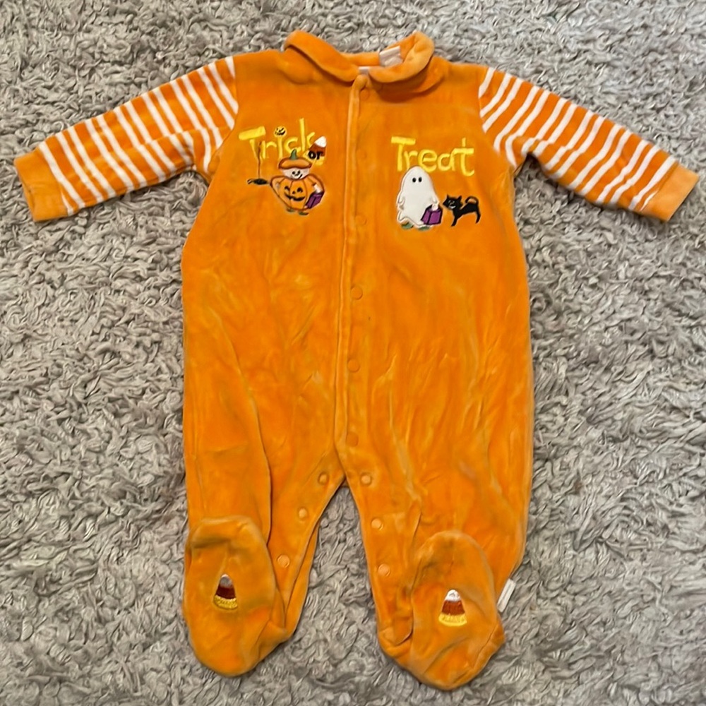 First Moments Velour Trick Or Treat Romper, Size 3-6 Months